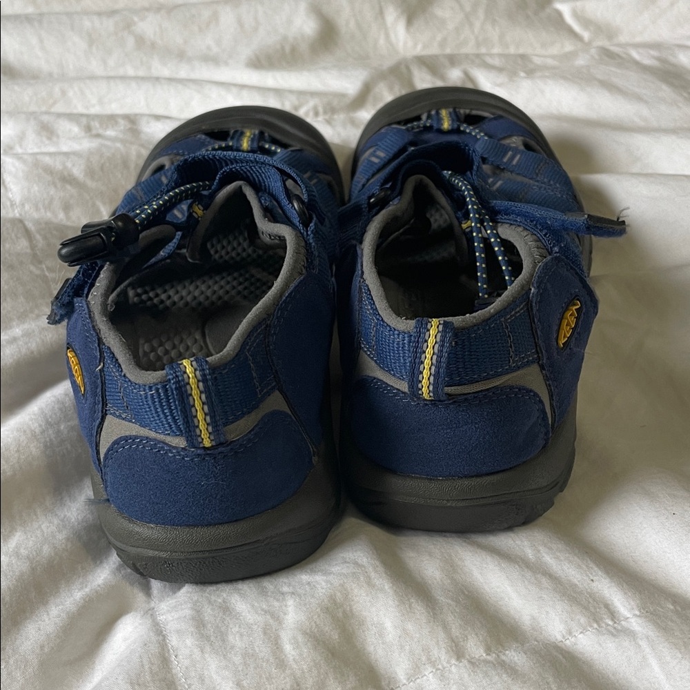 Keen | Newport H2 | Hybrid Sandal | Blue | Hike | Grip| Covered Toe | Size 6 - Picture 5 of 16